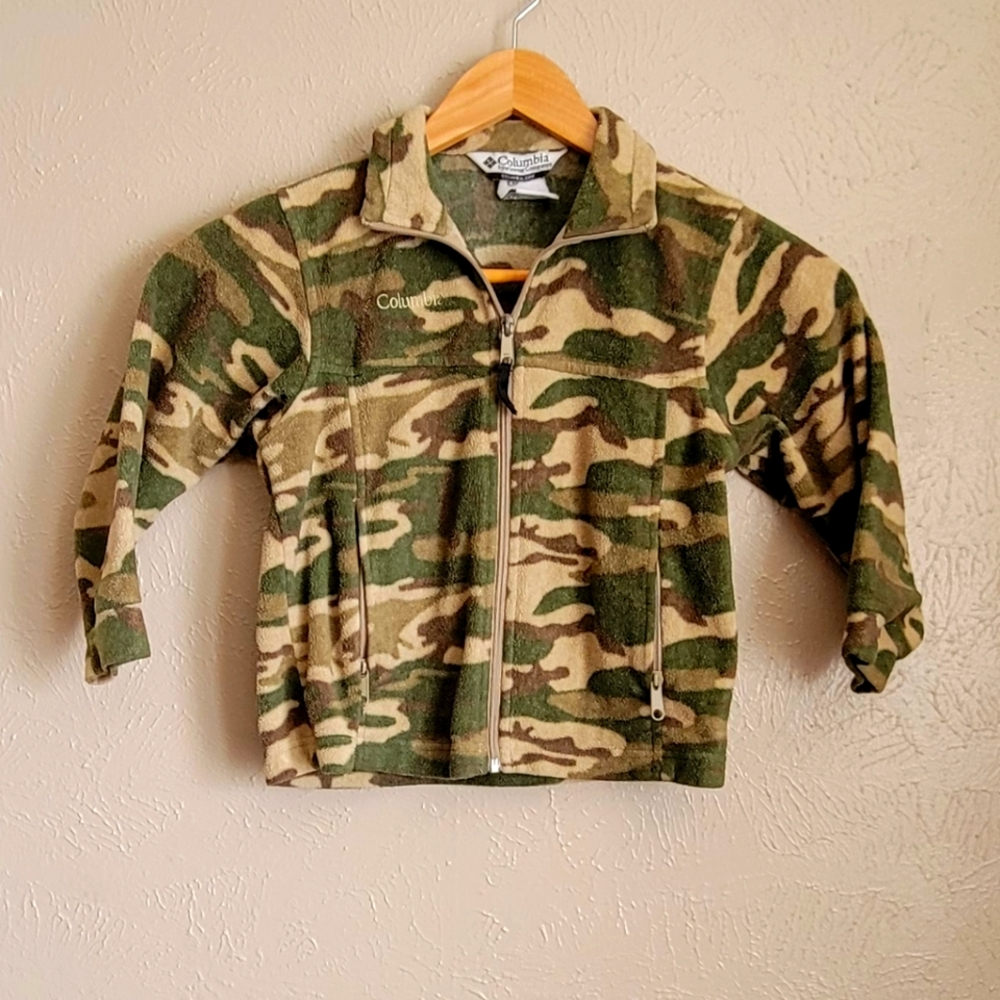 Columbia Fleece Zippered Pocket Jacket